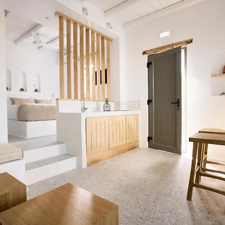 Wise Luxury 公寓式酒店 4*