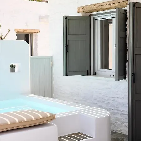 Wise Luxury 4* Kythnos