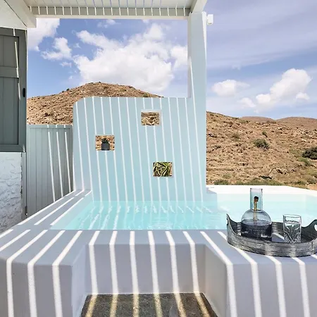 Wise Luxury Aparthotel